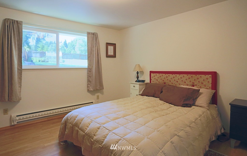 13688 196th Avenue Southeast Renton, WA 98059 - Photo 11 of 25 Gallery Image 11