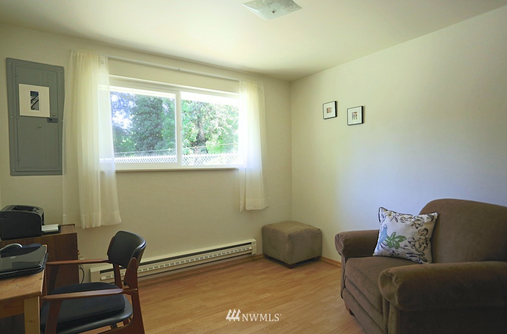 13688 196th Avenue Southeast Renton, WA 98059 - Photo 12 of 25 Gallery Image 12