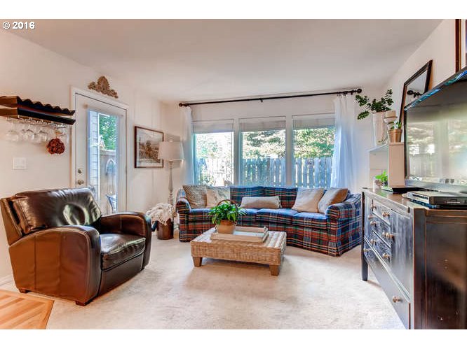 22010 Southwest Grahams Ferry Road, Unit A Tualatin, OR 97062 - Photo 3 of 27 Gallery Image 3