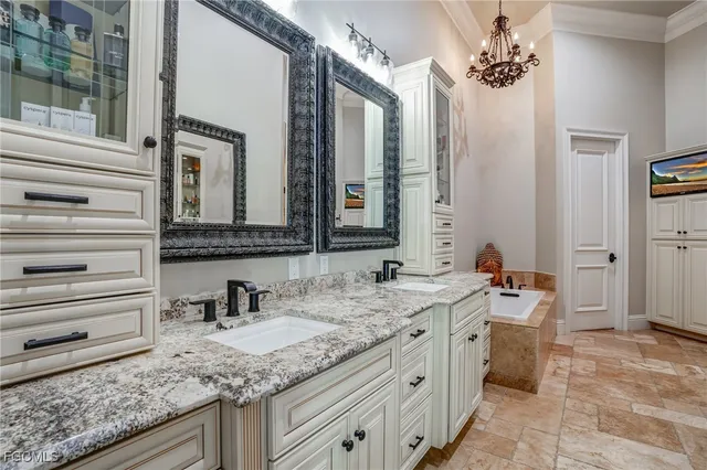 $3,450,000 | 7562 Cordoba Circle, Naples, FL 34109