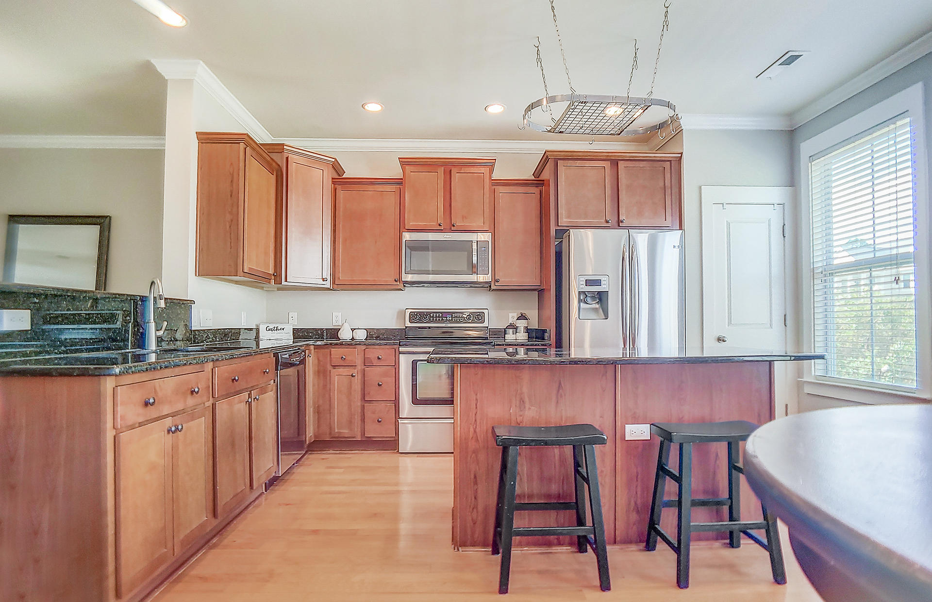 2521 Rutherford Way Charleston, SC 29414 - Photo 6 of 33 Kitchen