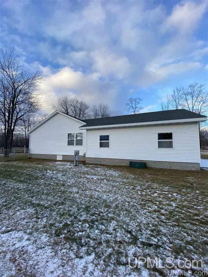 66 Tipperary Road Gladstone, MI 49837 - Photo 39 of 41 Gallery Image 39
