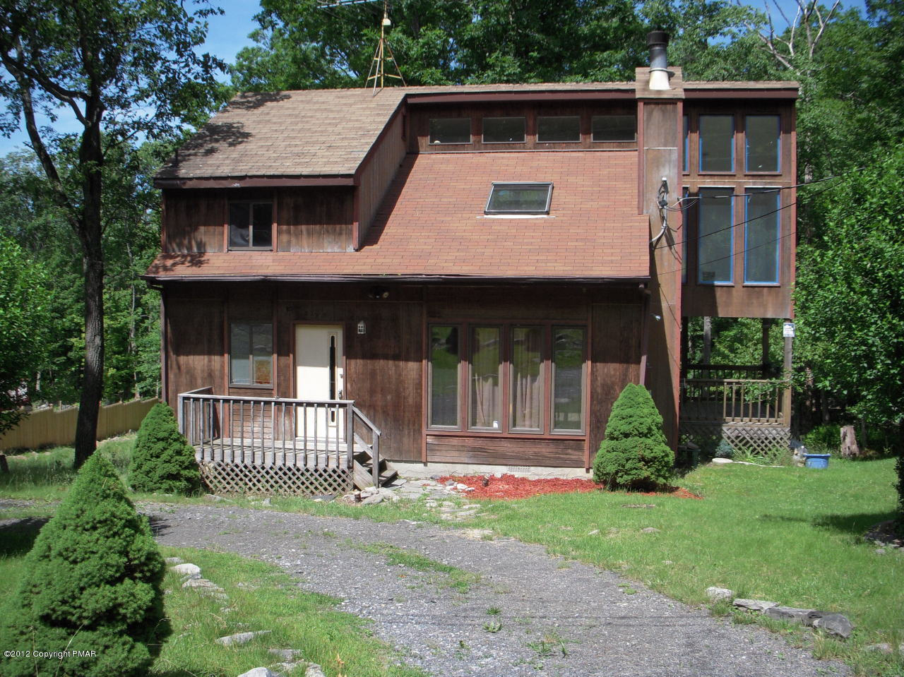 1178 Falls Road Bushkill, PA 18324 - Photo 1 of 24 Subject