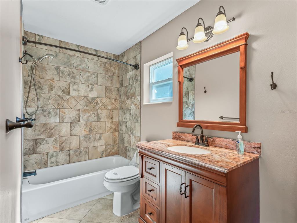 2405 Southeast 157th Lane Road Summerfield, FL 34491 - Photo 22 of 35 Gallery Image 22