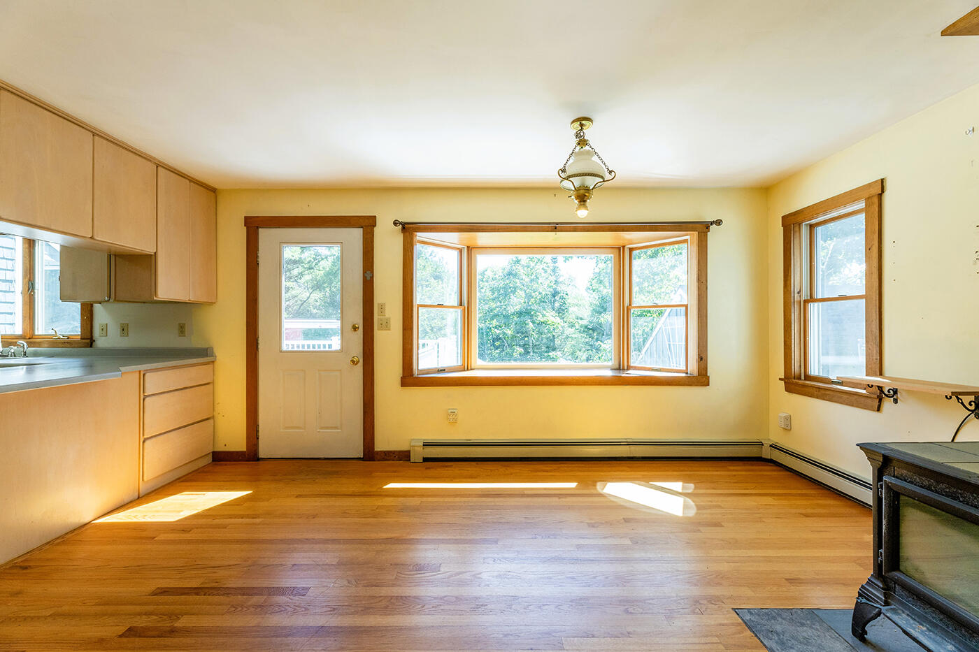 282 Old Union Road Washington, ME 04574 - Photo 27 of 41 dining area
