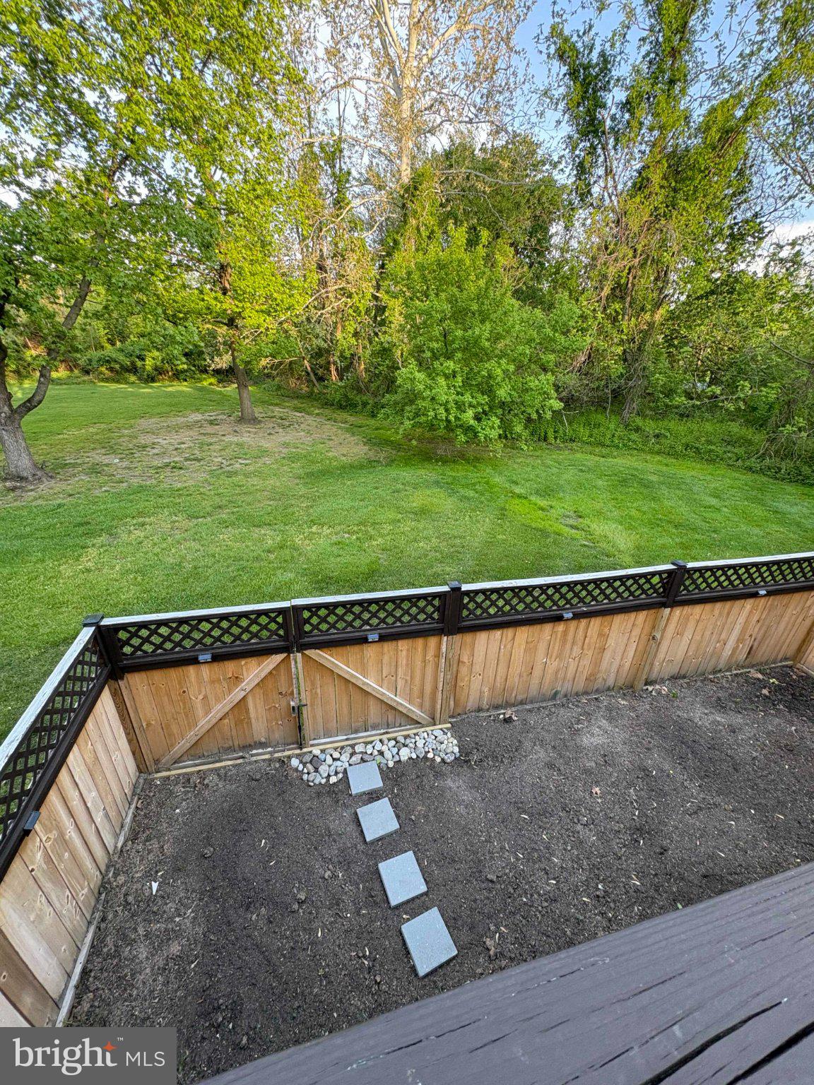 5 Corlen Court, Unit 5 Medford, NJ 08055 - Photo 32 of 33 a view of a swimming pool with a yard