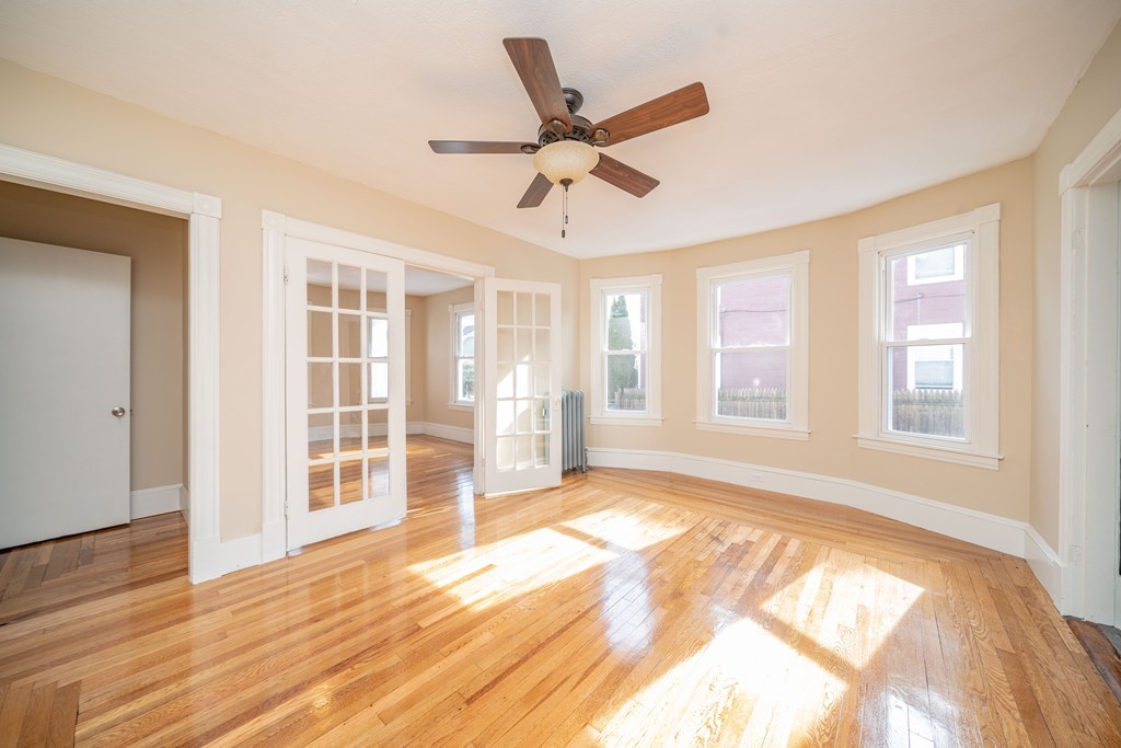 18-20 Milton Street Springfield, MA 01151 - Photo 7 of 17 Gallery Image 7