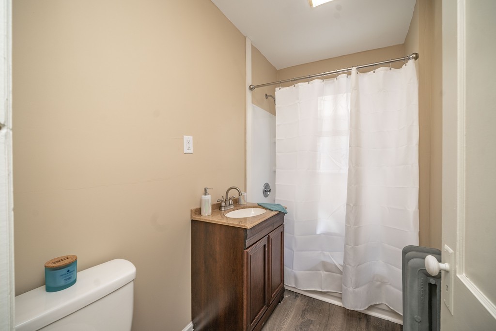 18-20 Milton Street Springfield, MA 01151 - Photo 9 of 17 Gallery Image 9
