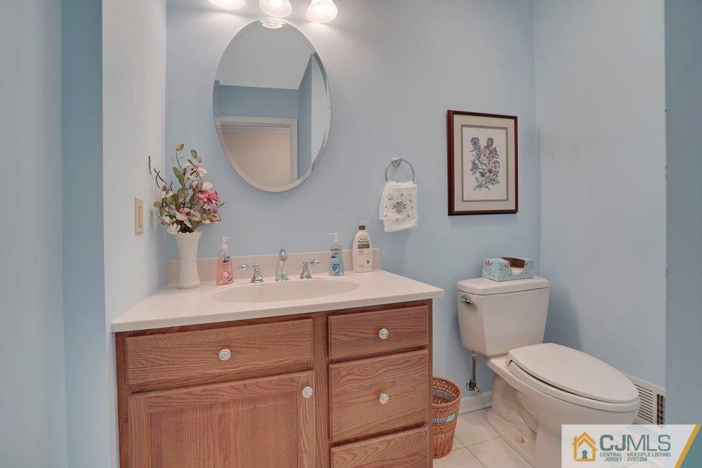 26 Kings Road East Brunswick, NJ 08816 - Photo 29 of 50 Gallery Image 29