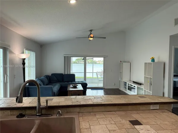 $477,800 | 3091 Lighthouse Place, Margate, FL 33063