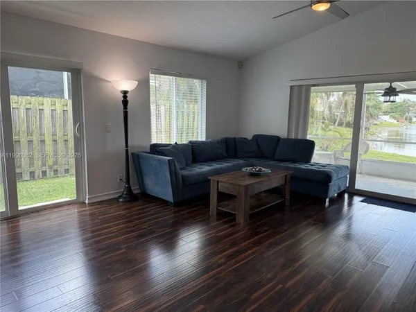 $477,800 | 3091 Lighthouse Place, Margate, FL 33063