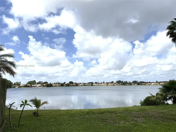 $477,800 | 3091 Lighthouse Place, Margate, FL 33063
