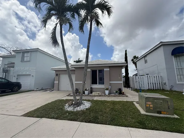 $477,800 | 3091 Lighthouse Place, Margate, FL 33063