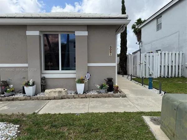 $477,800 | 3091 Lighthouse Place, Margate, FL 33063