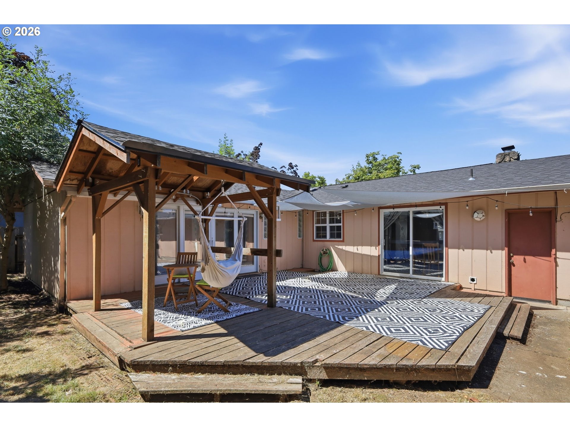 277 71st Place Springfield, OR 97478 - Photo 33 of 48