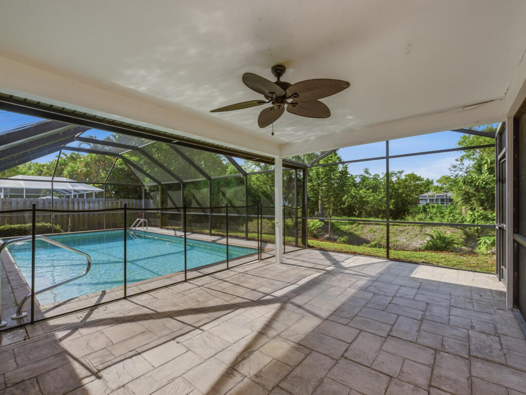 3650 Kent Drive Naples, FL 34112 - Photo 17 of 17 a view of a backyard