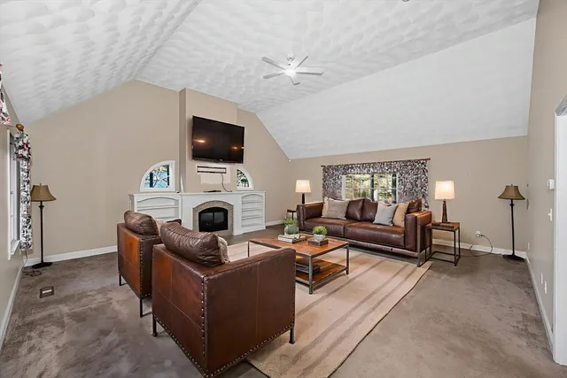 $1,099,000 | 17 Foley Drive, North Reading, MA 01864