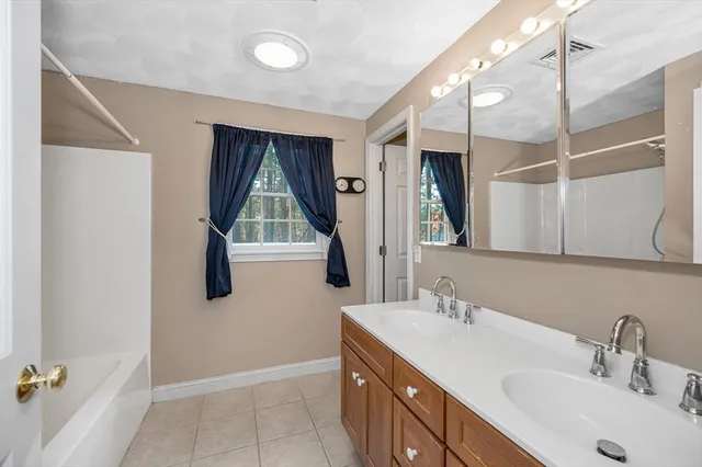 $1,099,000 | 17 Foley Drive, North Reading, MA 01864