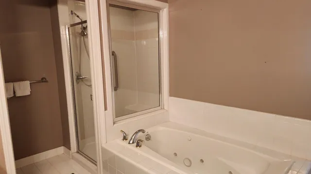 $435,000 | 417 Winslow Circle, Walled Lake, MI 48390