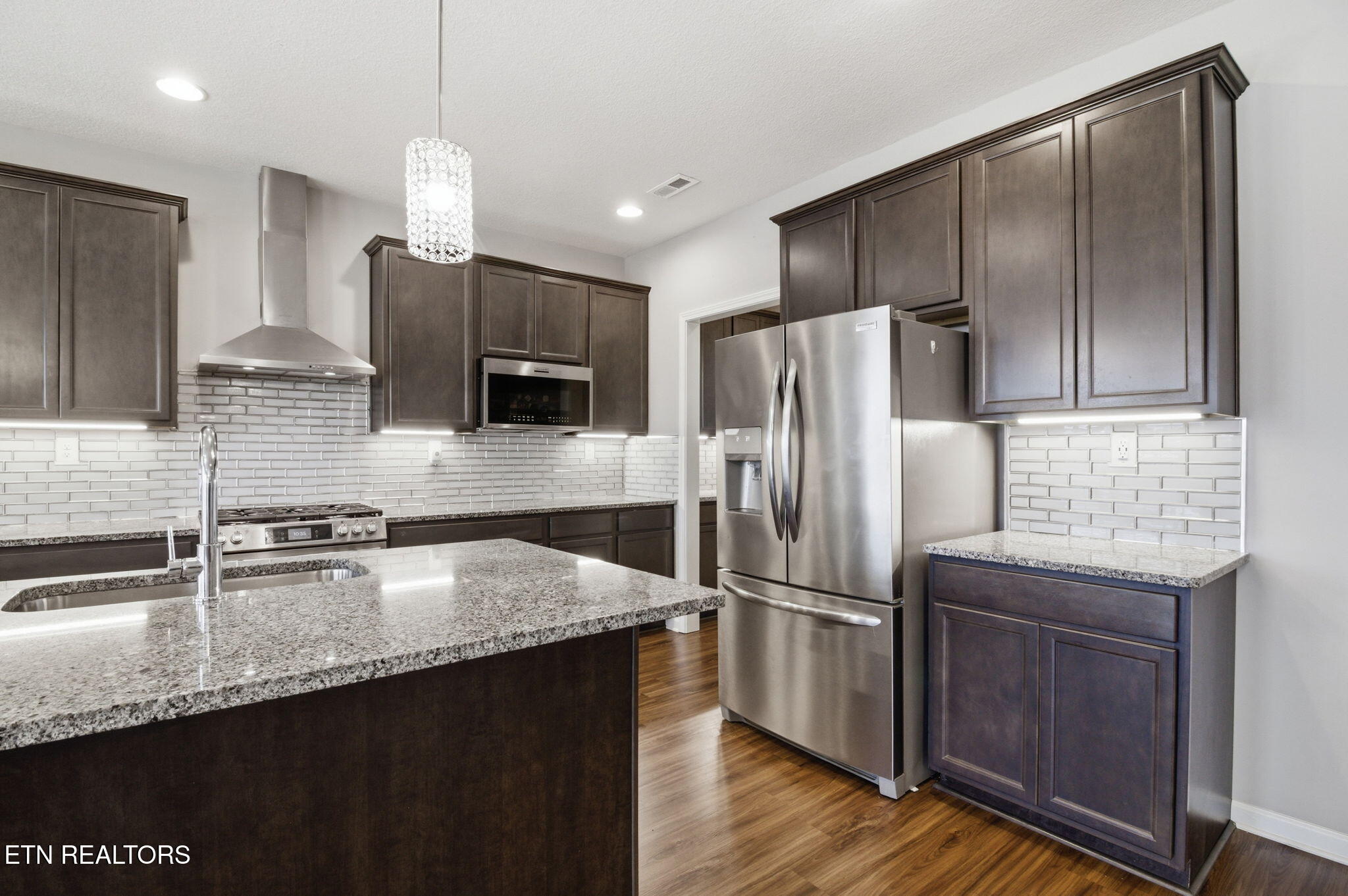 8735 Yellow Aster Road Knoxville, TN 37931 - Photo 12 of 58 Kitchen