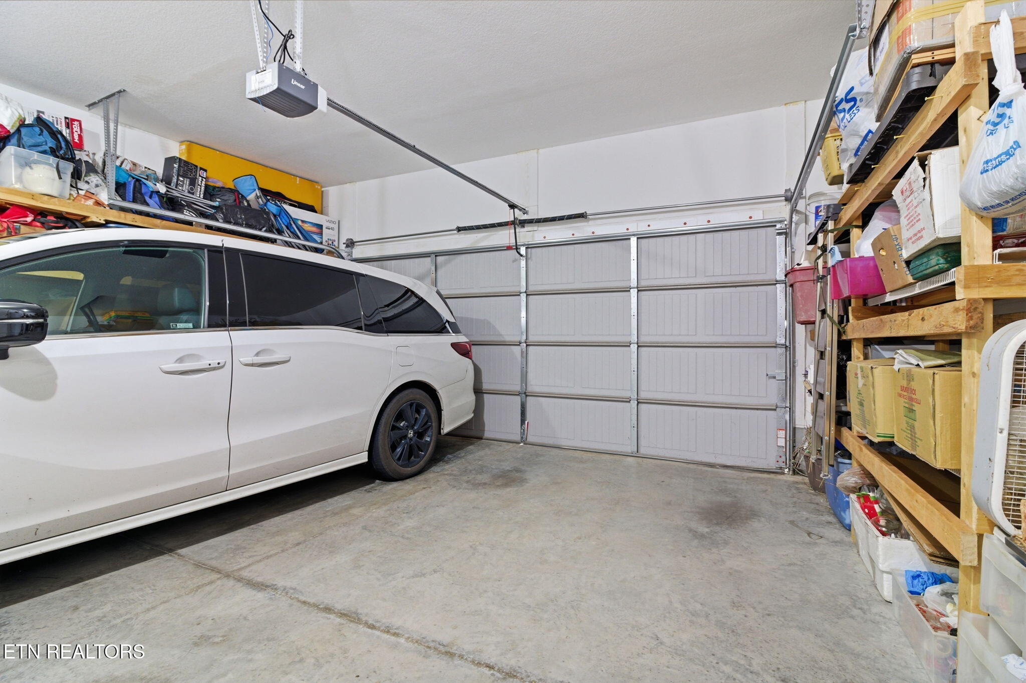 8735 Yellow Aster Road Knoxville, TN 37931 - Photo 43 of 58 Garage
