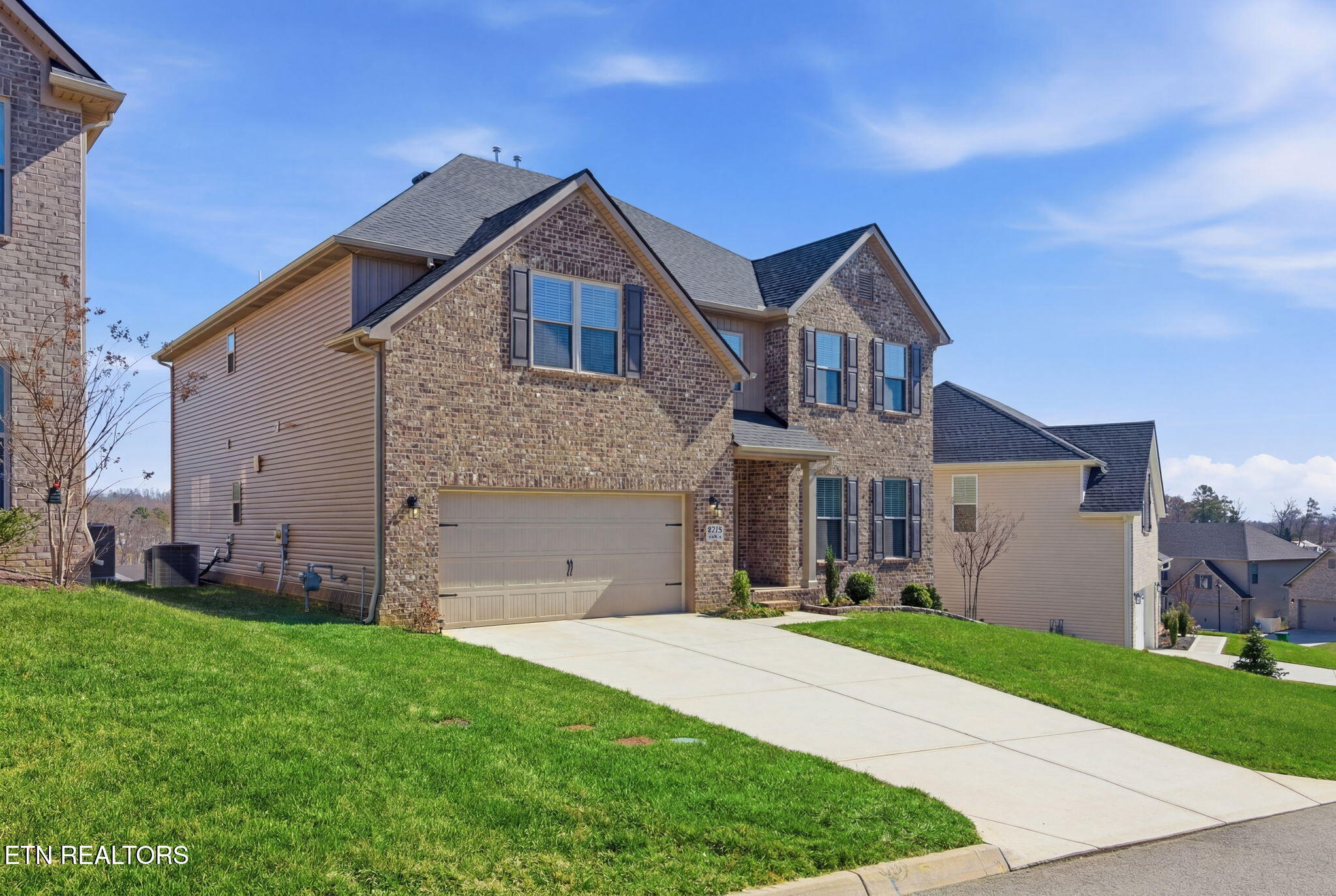 8735 Yellow Aster Road Knoxville, TN 37931 - Photo 5 of 58 Front