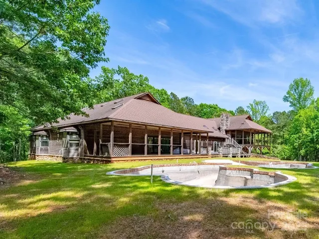 $549,900 | 1055 Stone House Road, Chapin, SC 29036