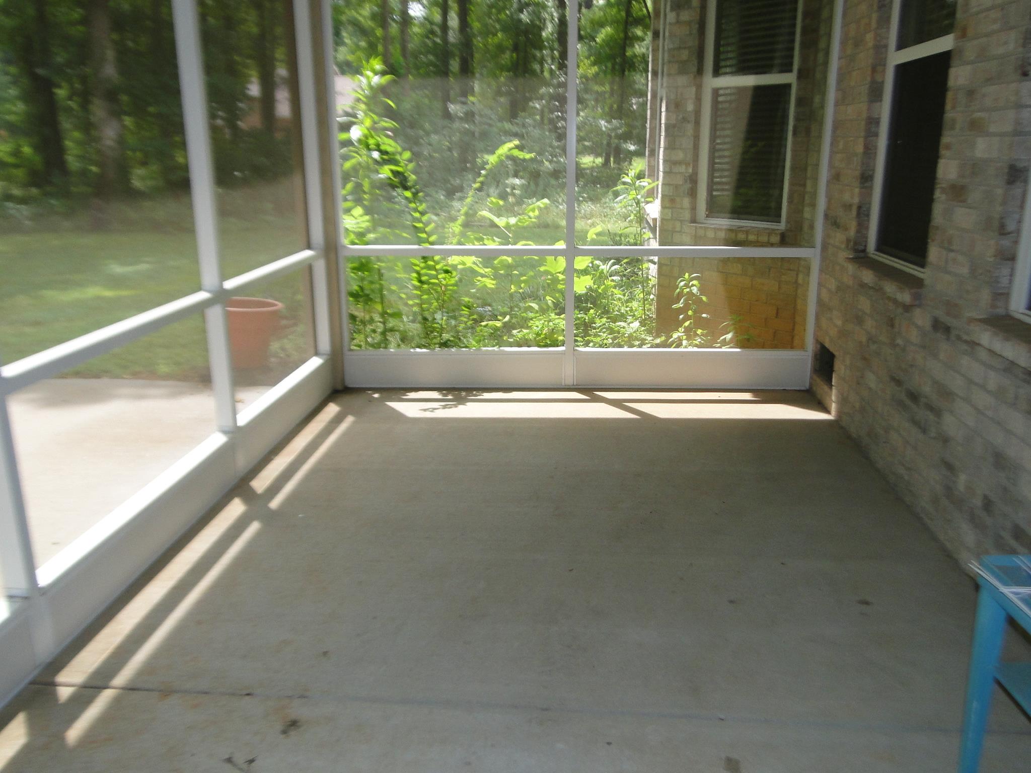 3900 Rowland Road Murfreesboro, TN 37128 - Photo 26 of 29 Screened back porch