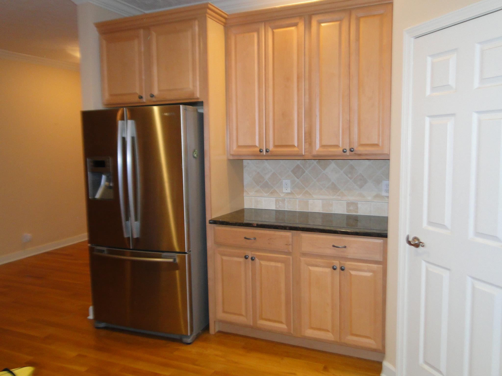 3900 Rowland Road Murfreesboro, TN 37128 - Photo 10 of 29 All stainless appliances stay with the home.