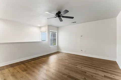 $400,000 | 114 Aria Ridge, Unit 802, Lakeway, TX 78738