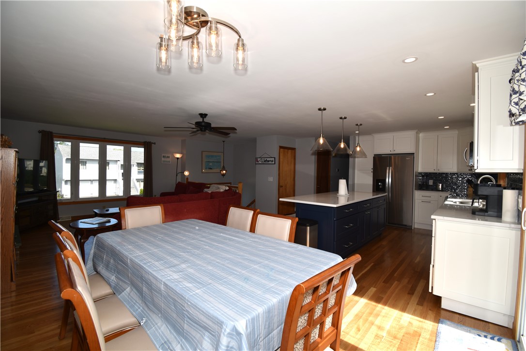 33 Glendale Road Narragansett, RI 02882 - Photo 16 of 45