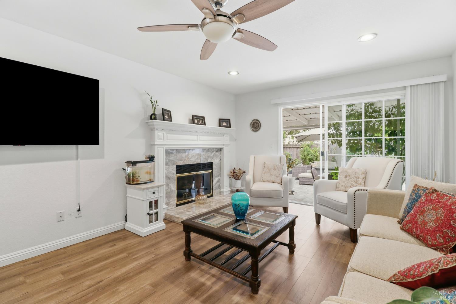 4317 Grandview Way Rohnert Park, CA 94928 - Photo 9 of 39