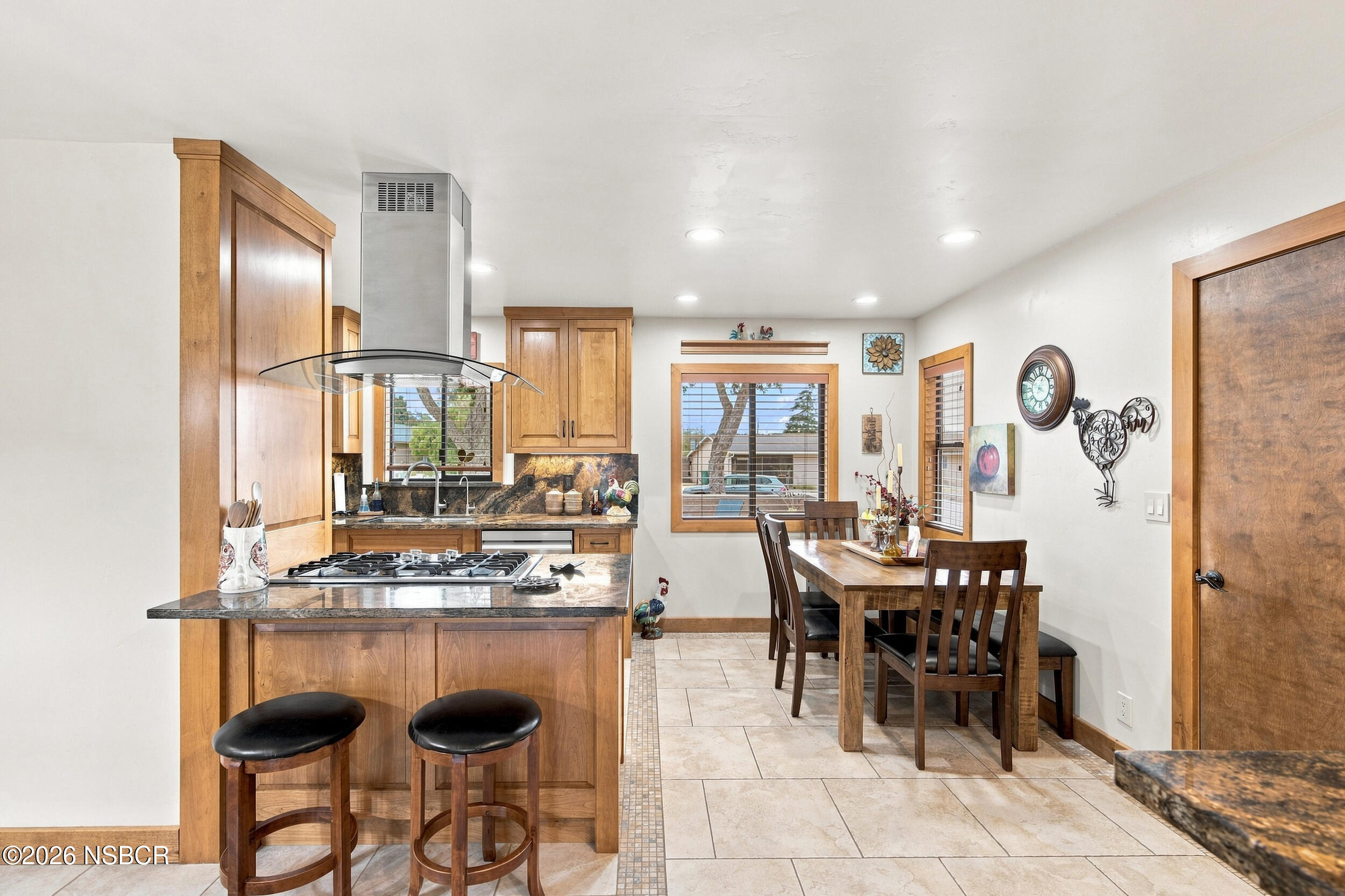 1205 Barnette Road Santa Maria, CA 93455 - Photo 11 of 38 1205-Nook & breakfast bar
