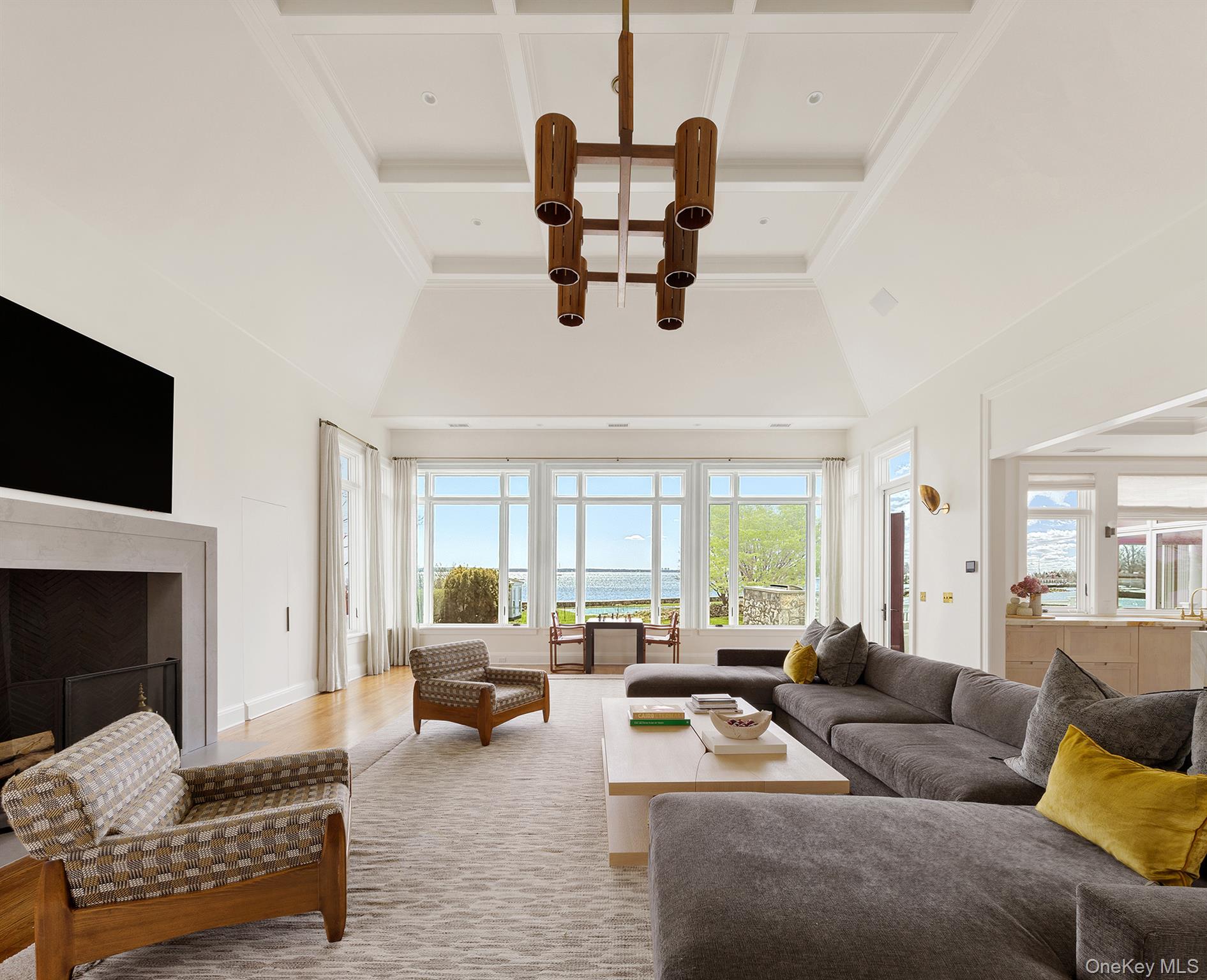 217 Hommocks Road Larchmont, NY 10538 - Photo 12 of 49 a living room with furniture