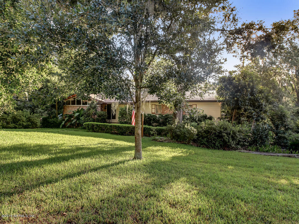 1321 Morgana Road Jacksonville, FL 32211 - Photo 3 of 44 a view of a backyard