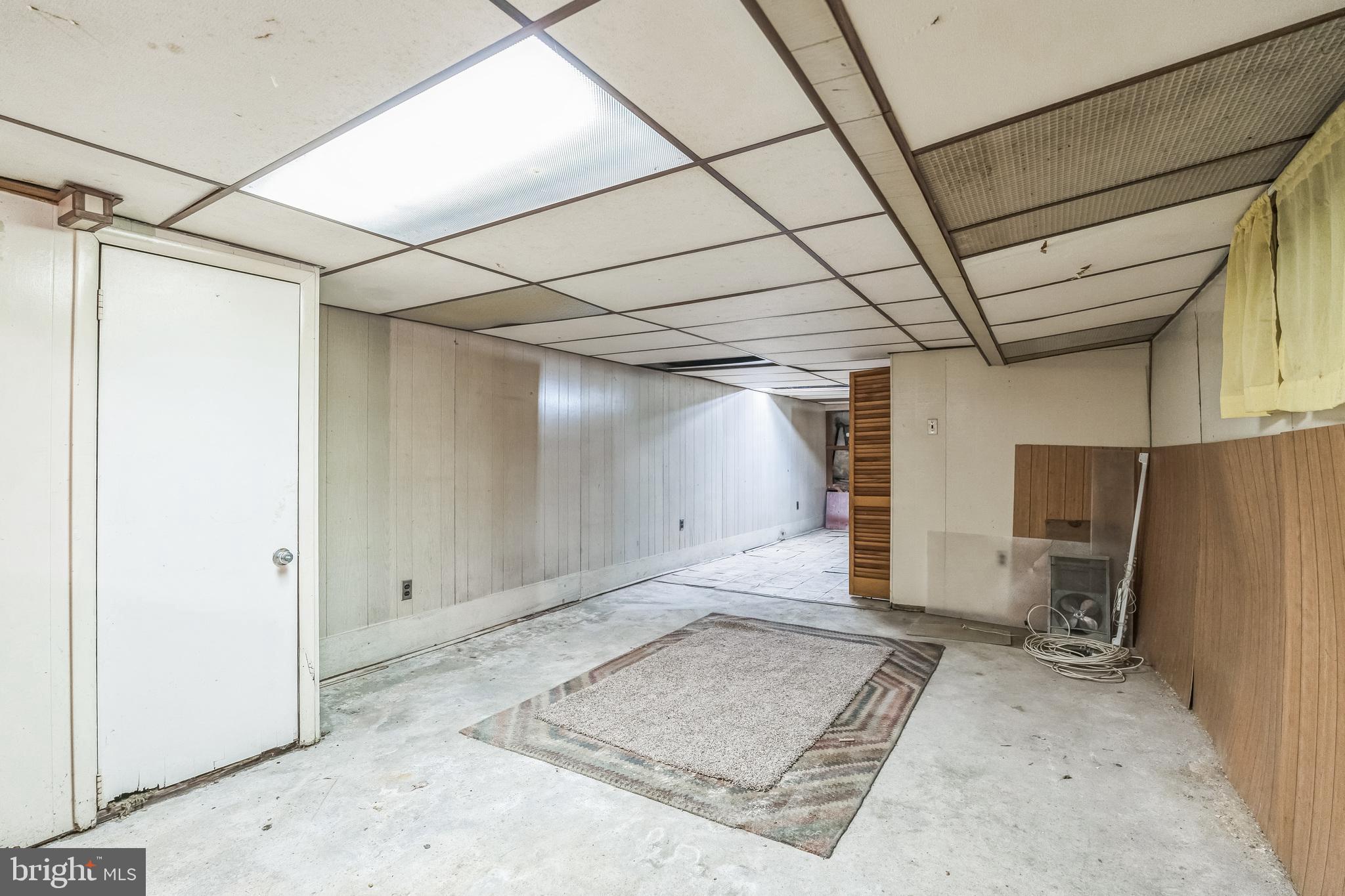 415 Rector Street Philadelphia, PA 19128 - Photo 29 of 31 a view of empty room