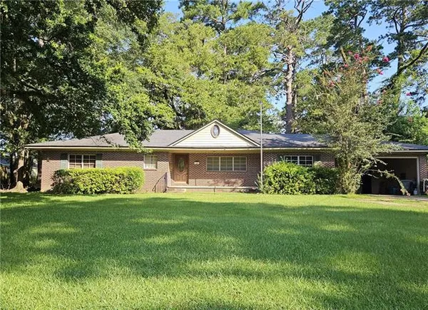 $219,000 | 1807 Jewel Street, Pineville, LA 71360