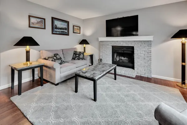 $300,000 | 954 Hemlock Drive, Verona, WI 53593