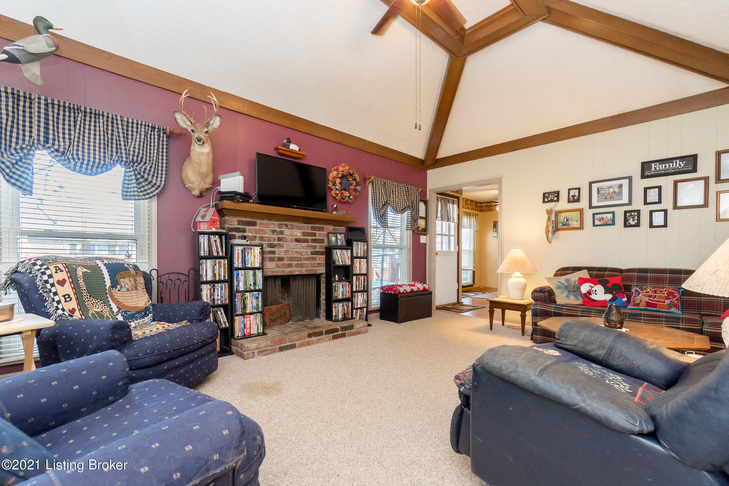 907 Moser Road Louisville, KY 40223 - Photo 36 of 59 907 Moser Rd-33