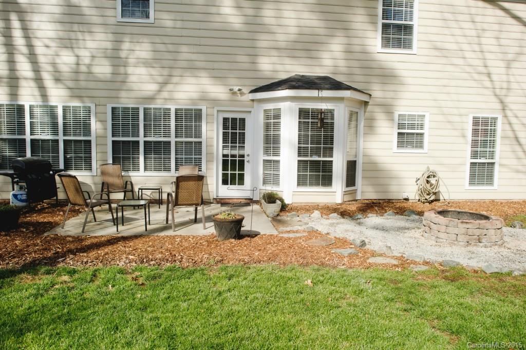 8126 Hunley Ridge Road, Unit 42 Matthews, NC 28104 - Photo 2 of 21 Gallery Image 2