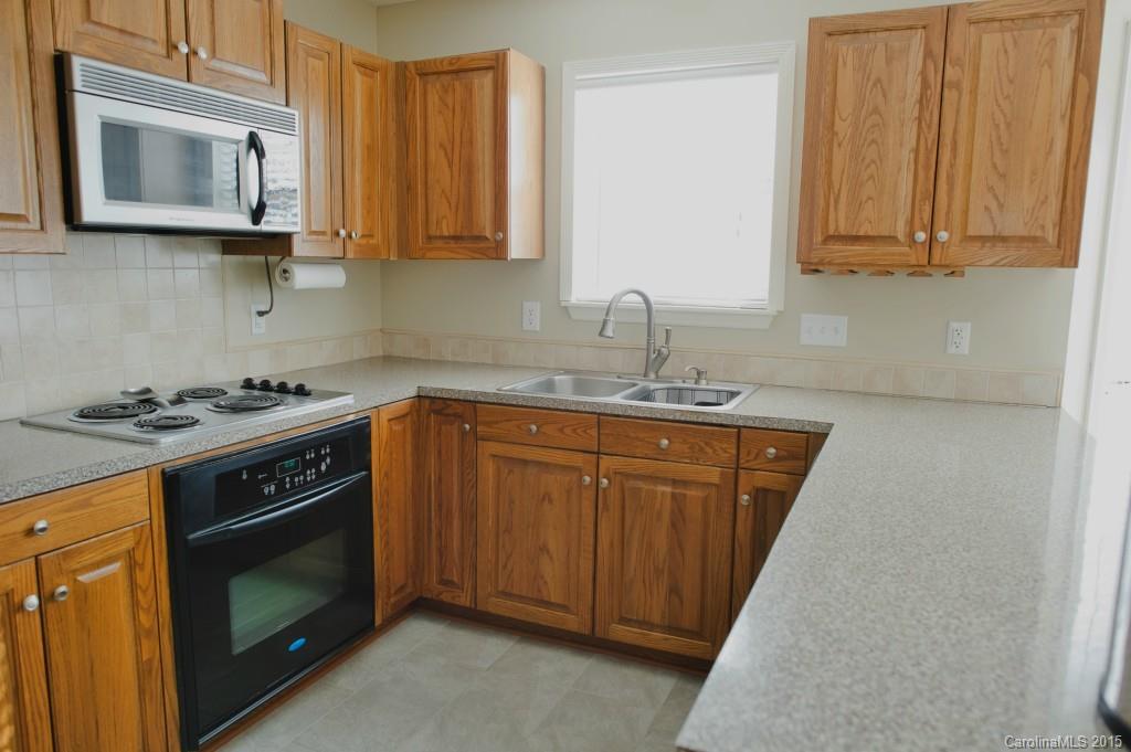 8126 Hunley Ridge Road, Unit 42 Matthews, NC 28104 - Photo 12 of 21 Gallery Image 12