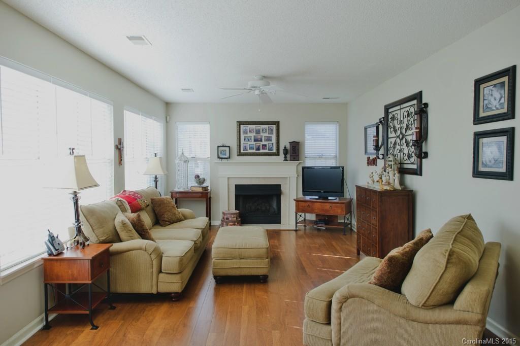 8126 Hunley Ridge Road, Unit 42 Matthews, NC 28104 - Photo 8 of 21 Gallery Image 8