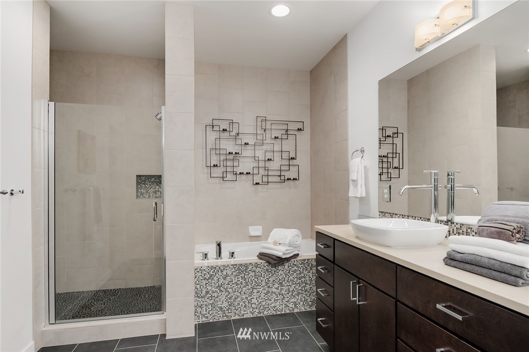 1024 East Terrace Street Seattle, WA 98122 - Photo 17 of 21