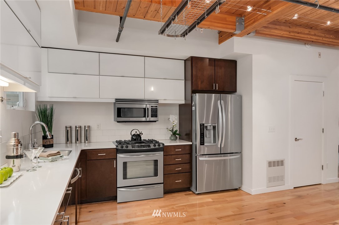 1024 East Terrace Street Seattle, WA 98122 - Photo 7 of 21