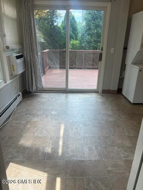 41 Hassake Road, Unit R Old Greenwich, CT 06870 - Photo 9 of 16 Dining Area