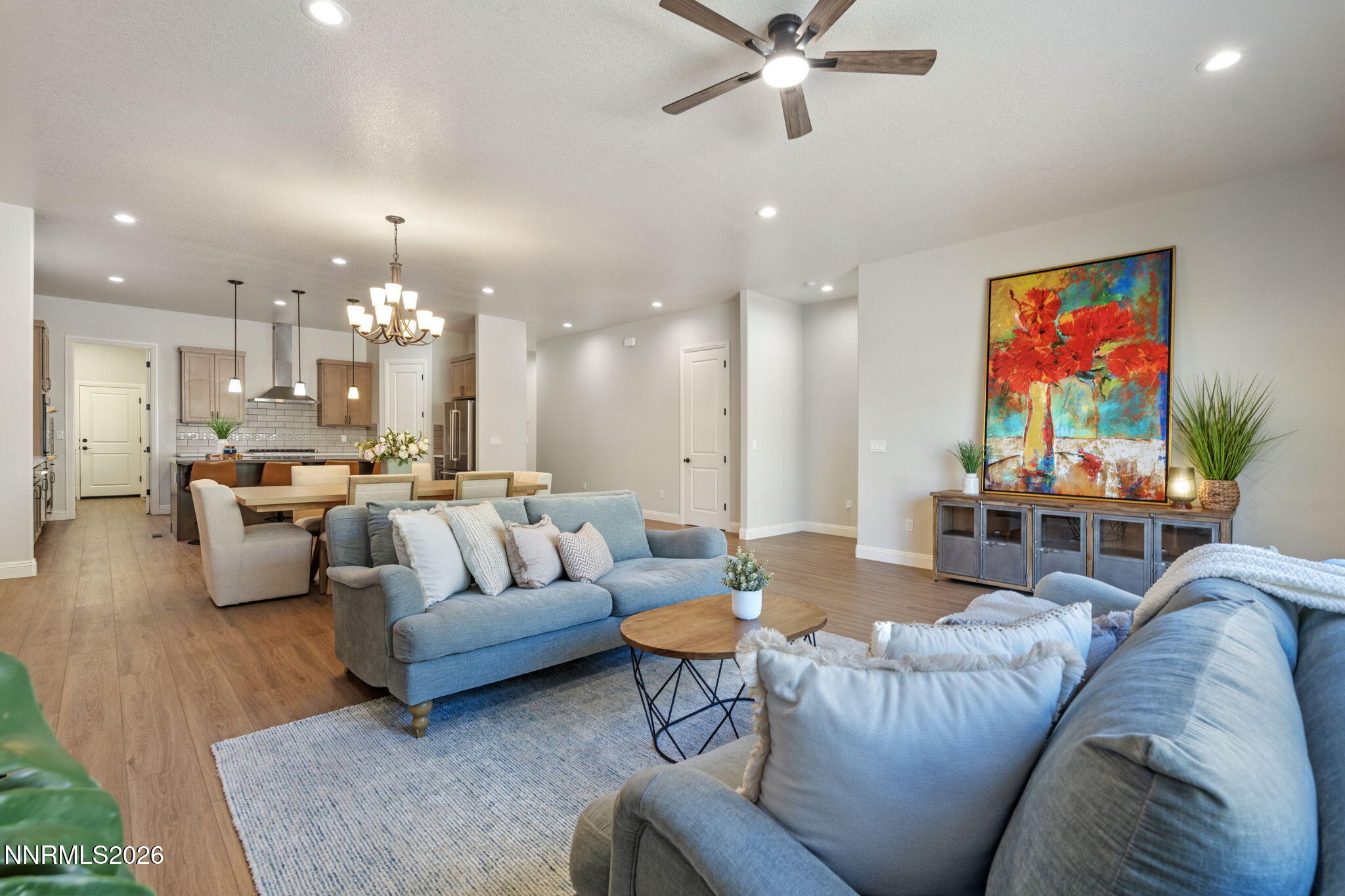 8775 Twelve Moons Court Reno, NV 89523 - Photo 7 of 39 16-web-or-mls-DSC04573