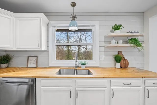 $350,000 | 509 Rosewood Drive, Clarksville, TN 37043