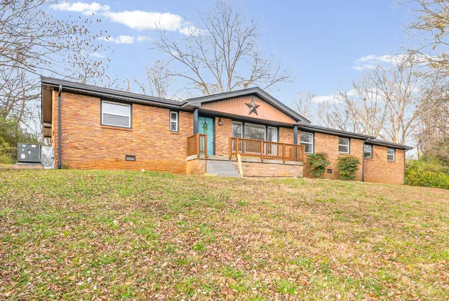 $350,000 | 509 Rosewood Drive, Clarksville, TN 37043