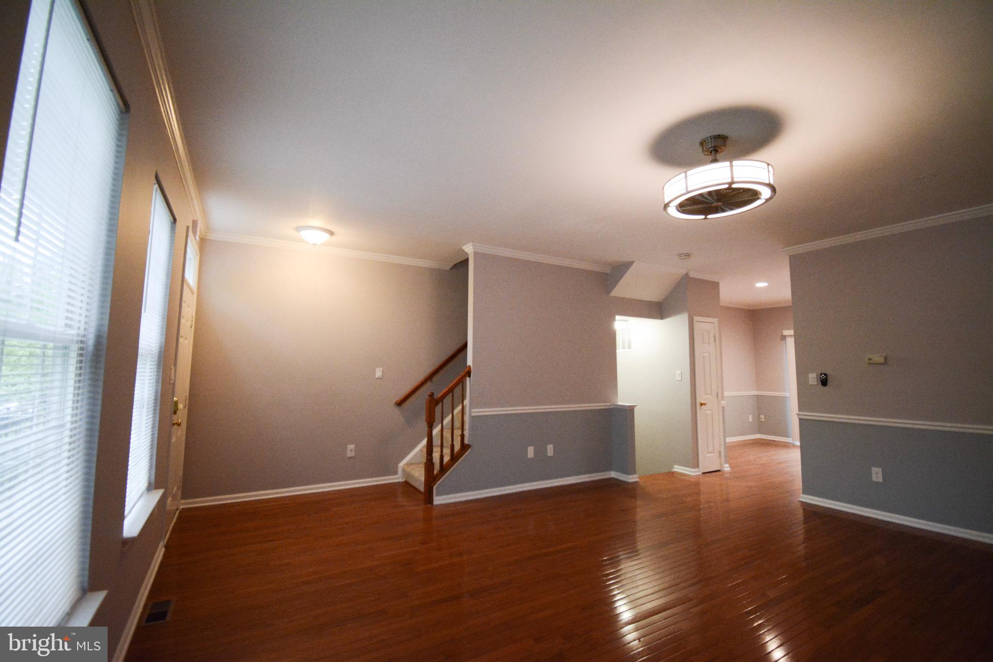 6413 McCoy Road Centreville, VA 20121 - Photo 3 of 34 Gallery Image 3
