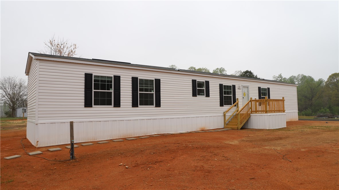 921 Rector Road Belton, SC 29627 - Photo 2 of 10